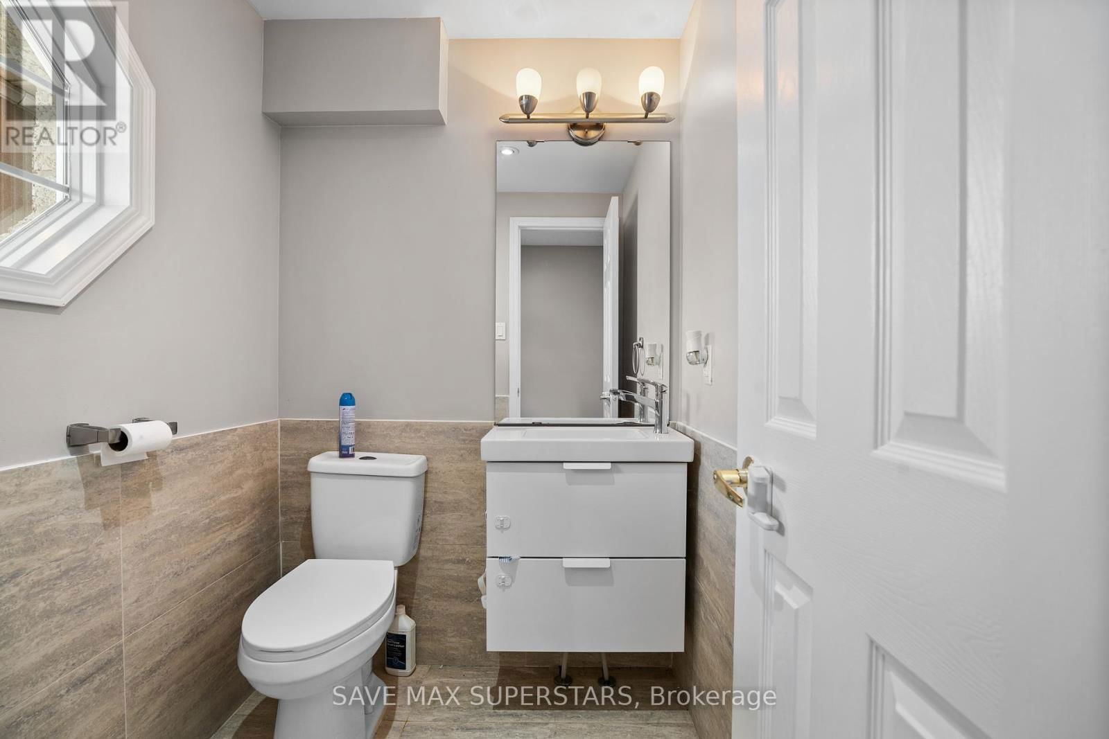 2023 SWAN STREET Image 19