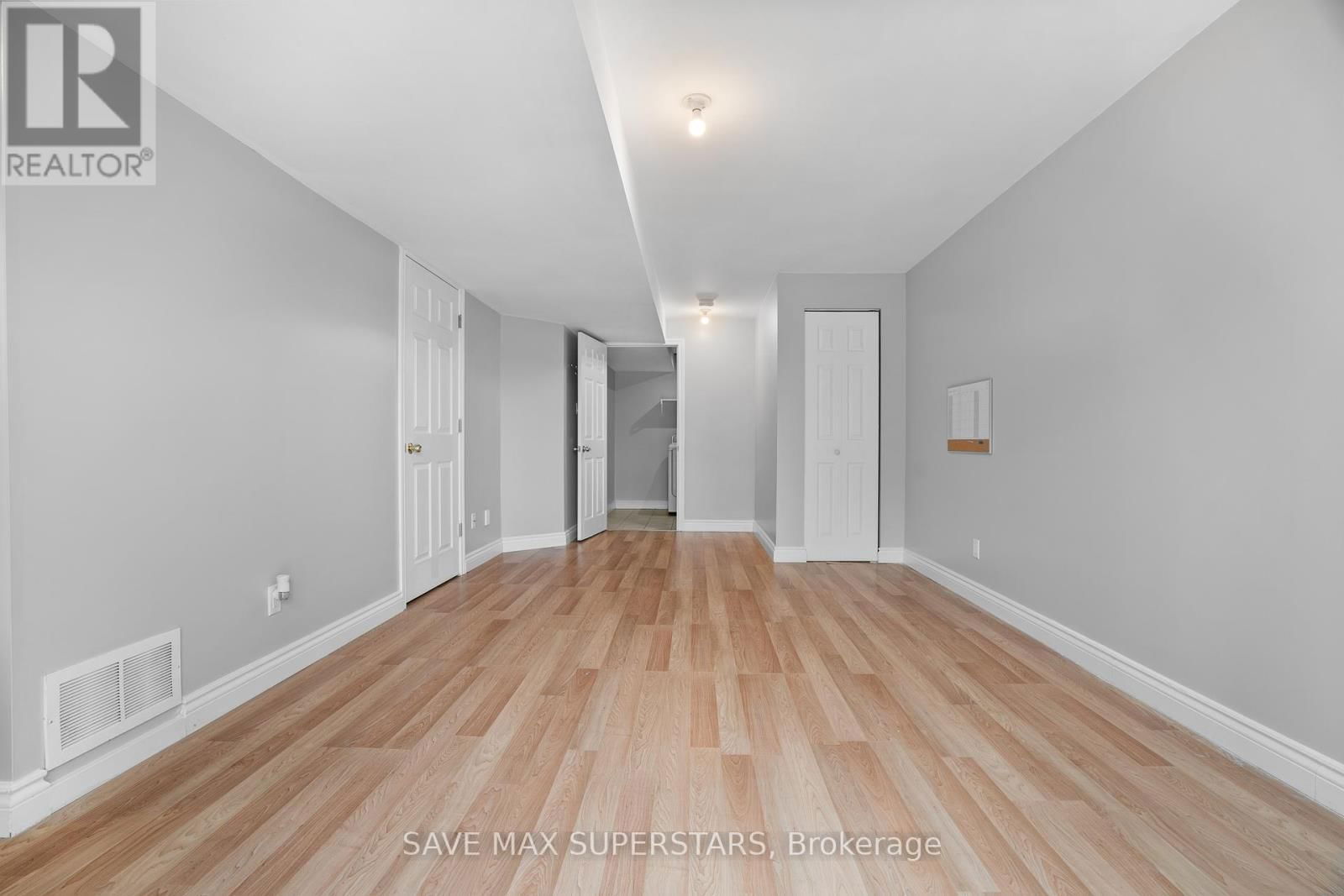 2023 SWAN STREET Image 41