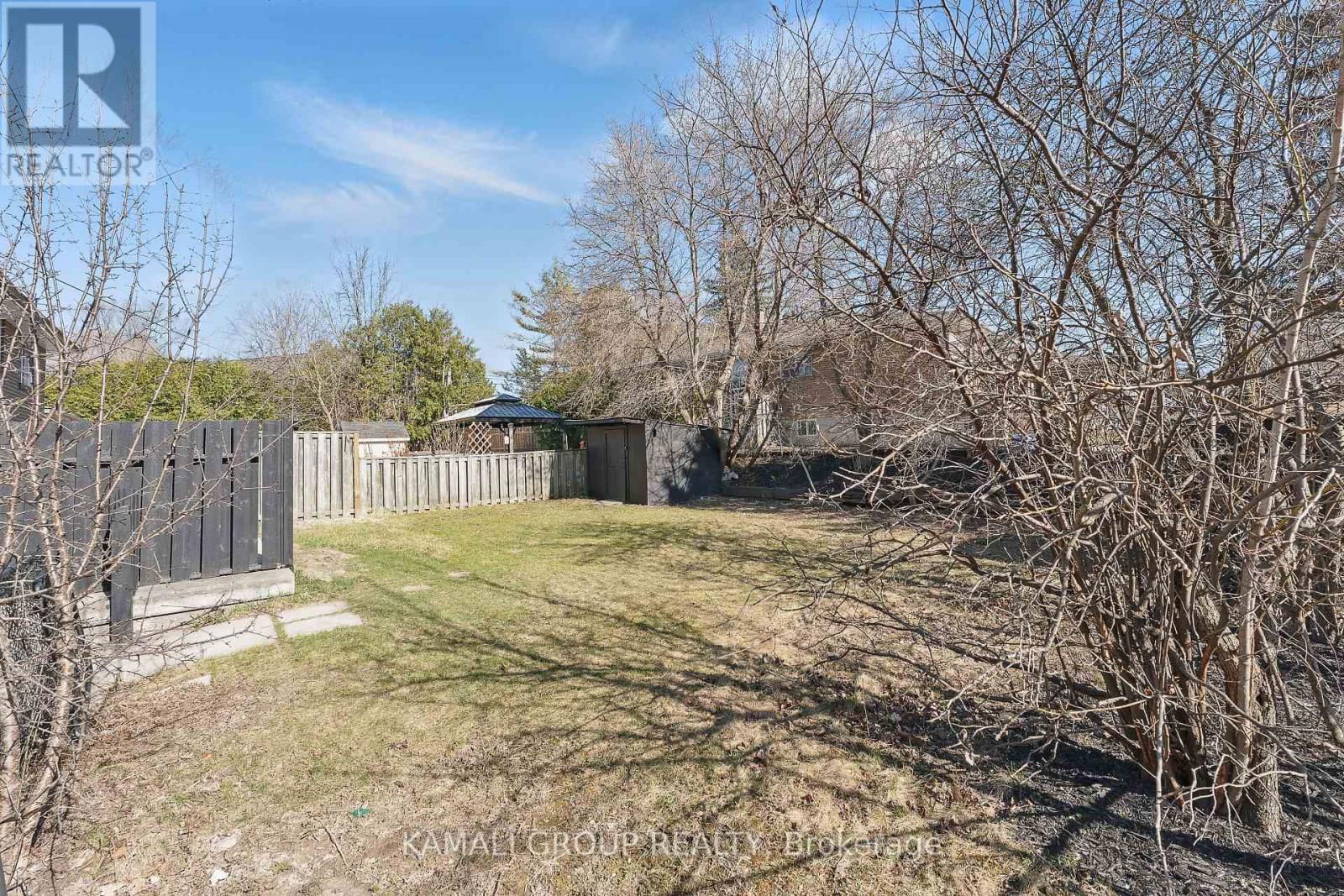 129 BAYVIEW PARKWAY Image 35