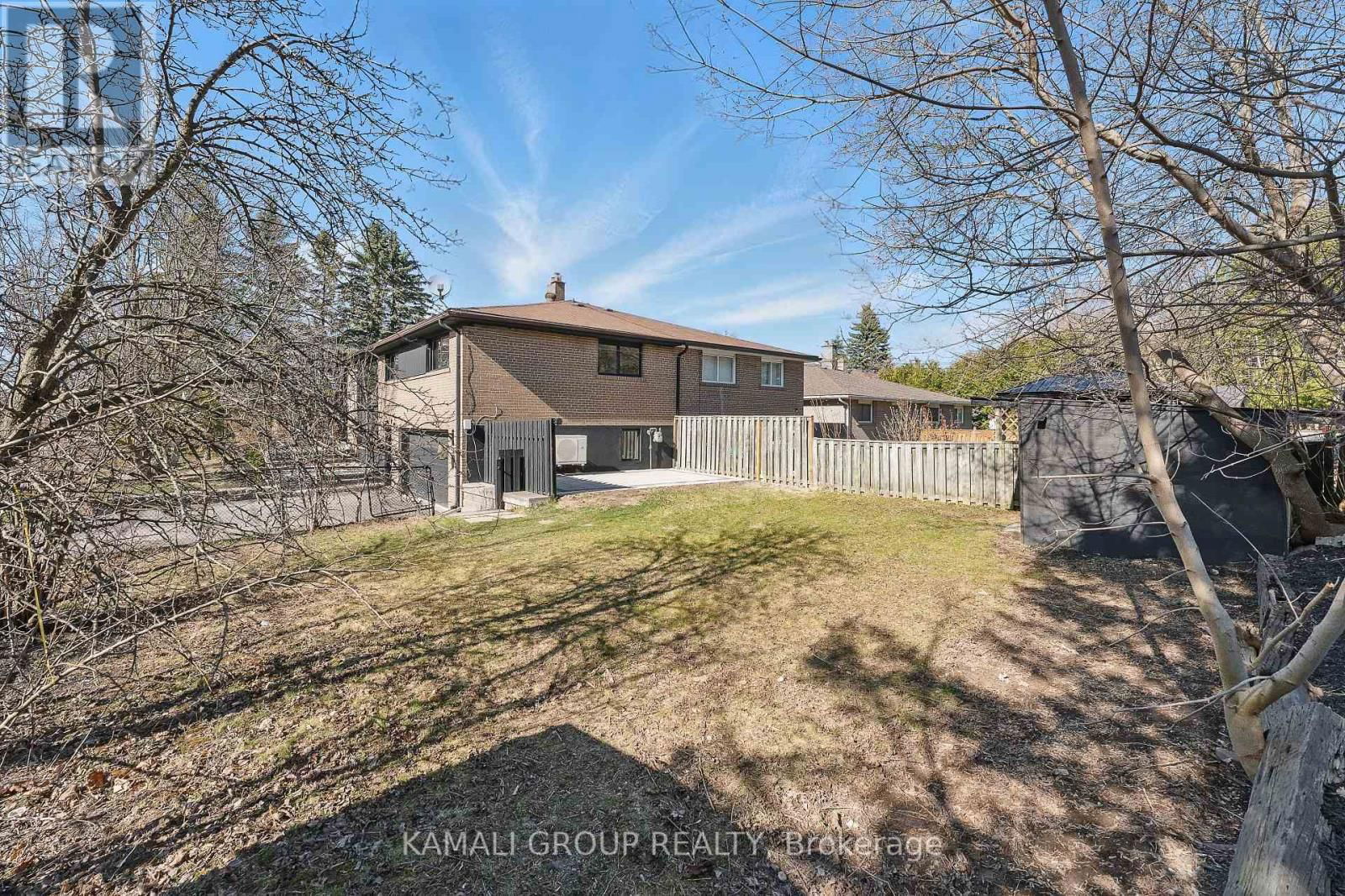 129 BAYVIEW PARKWAY Image 36