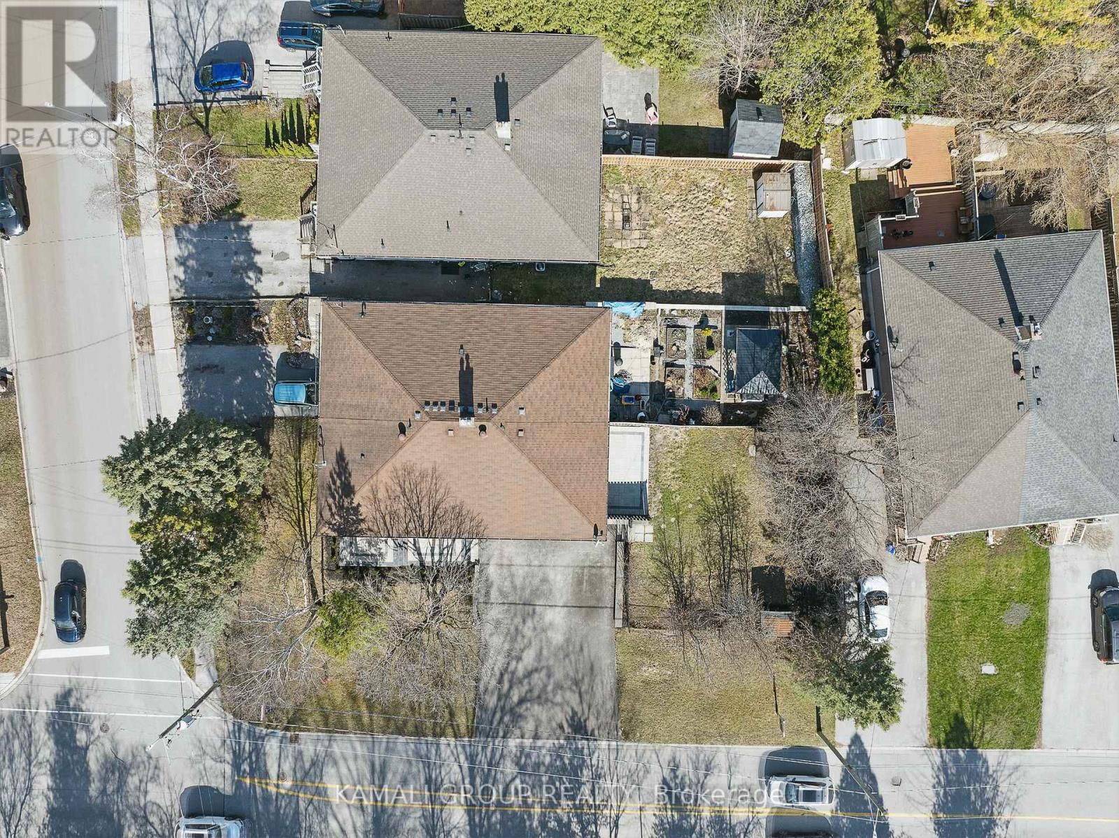 129 BAYVIEW PARKWAY Image 40
