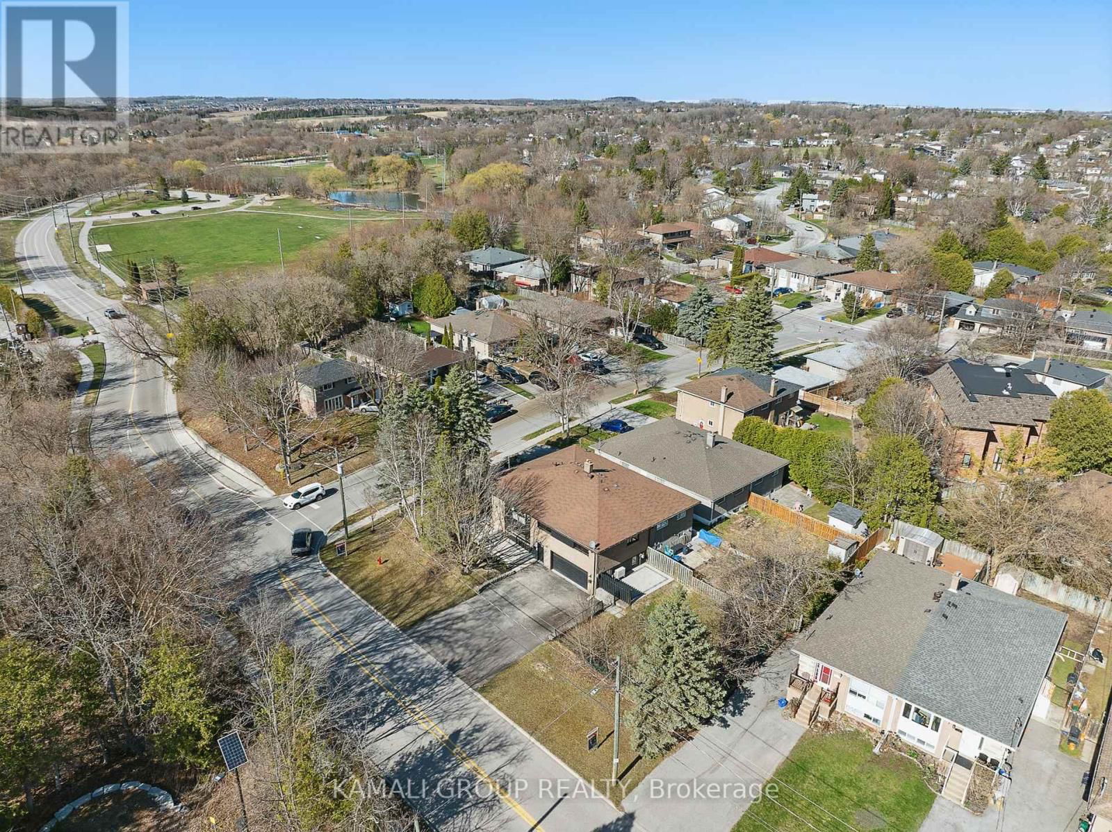 129 BAYVIEW PARKWAY Image 41