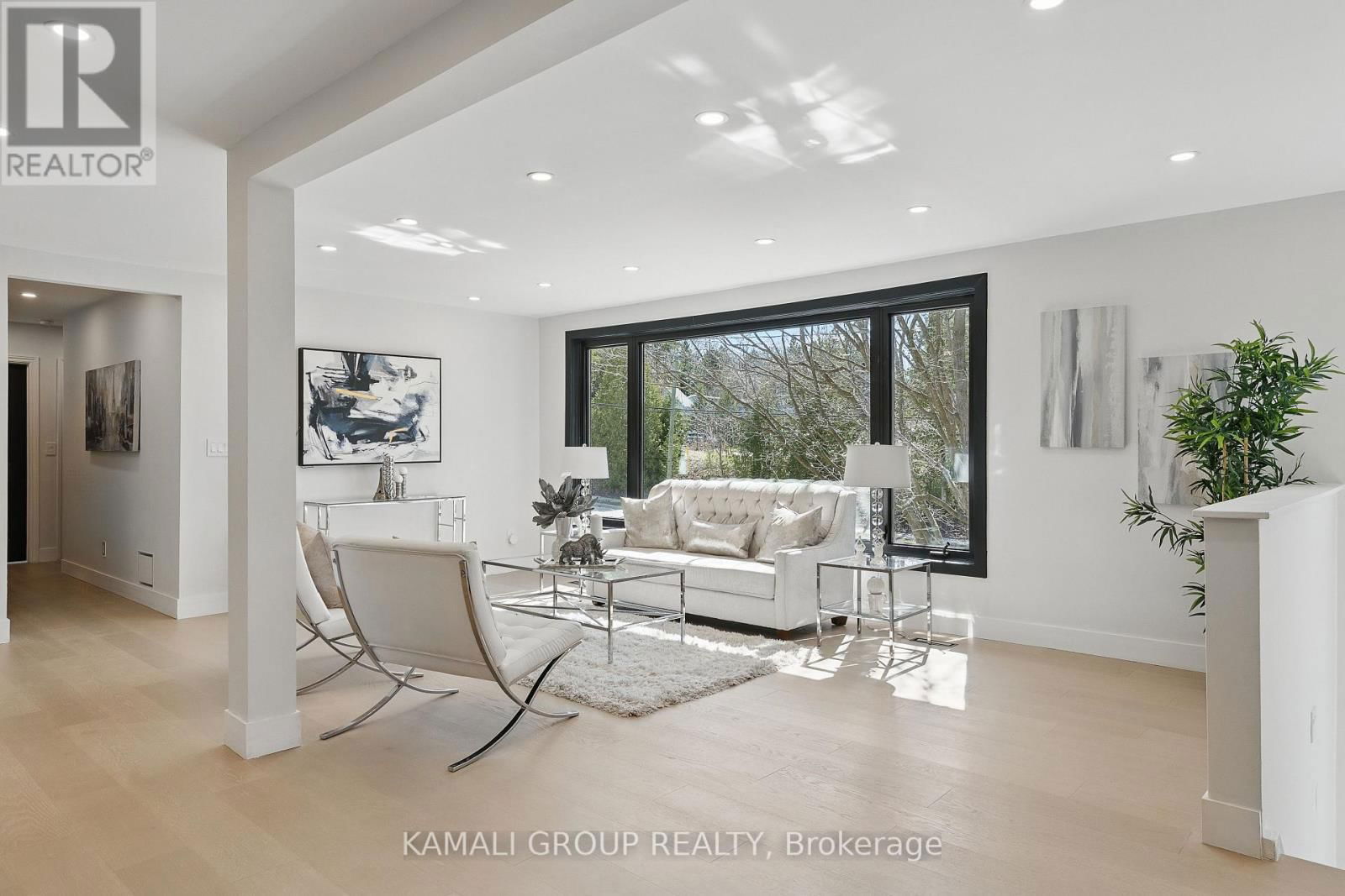 129 BAYVIEW PARKWAY Image 6