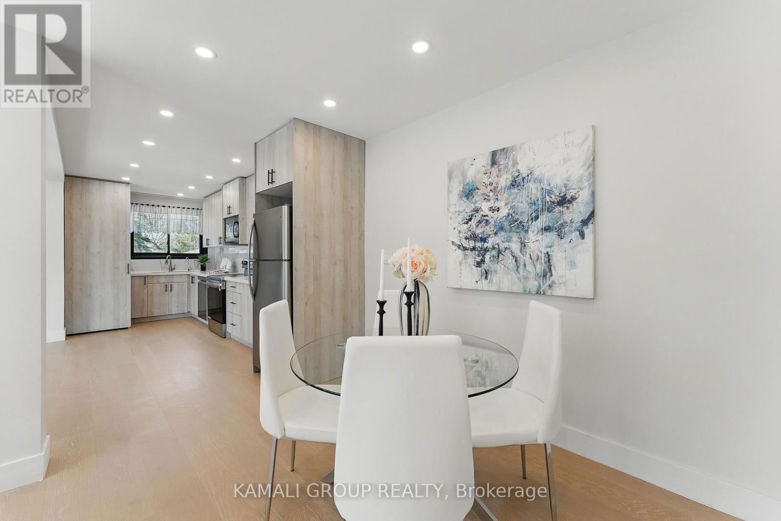129 BAYVIEW PARKWAY Image 8