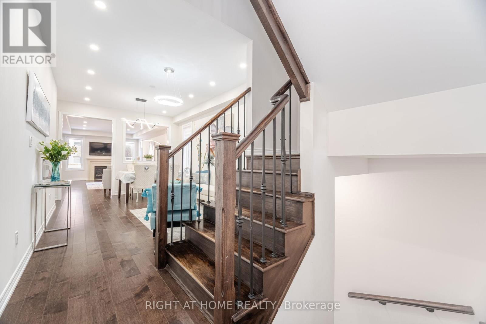 83 HILTS DRIVE Image 25
