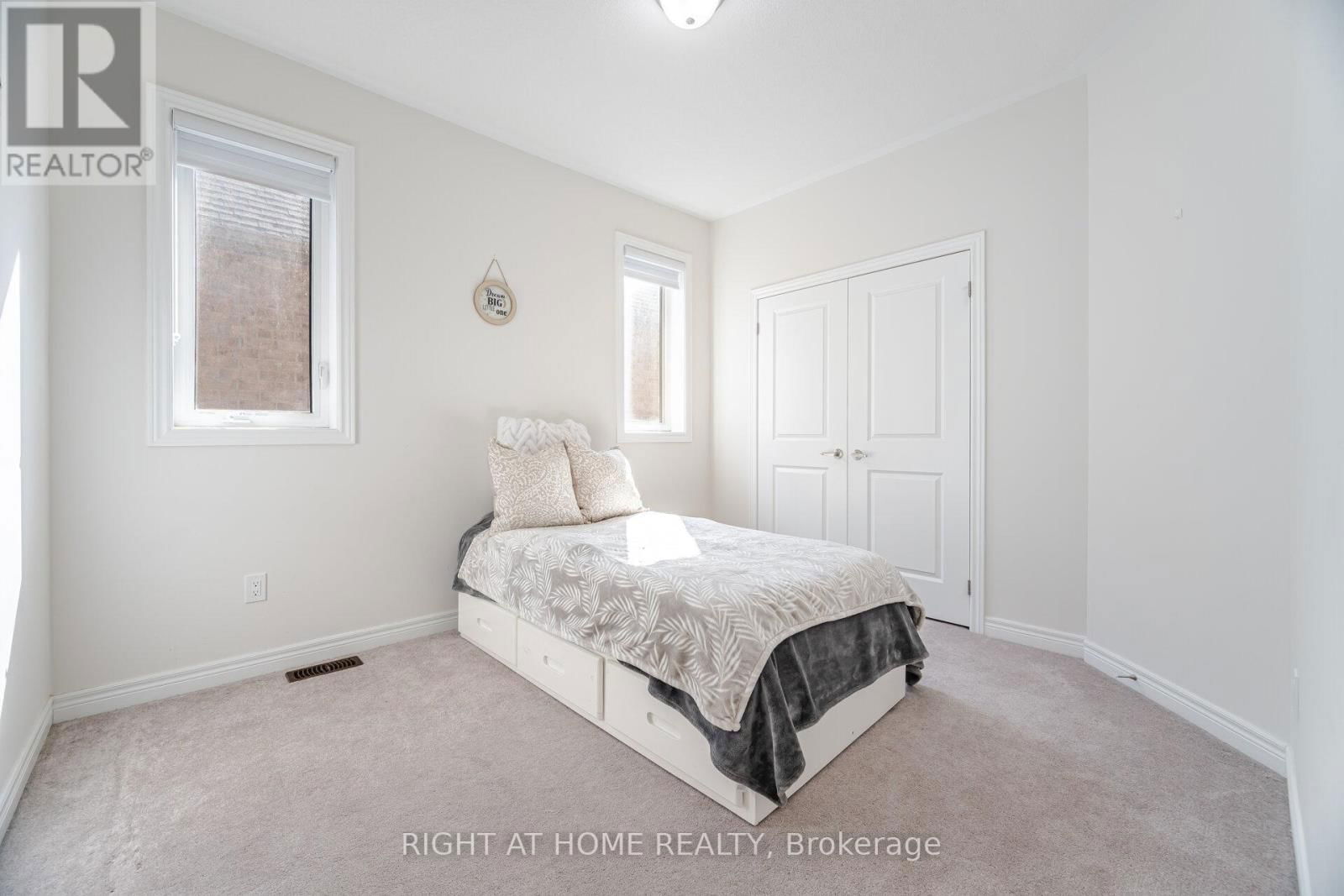 83 HILTS DRIVE Image 33