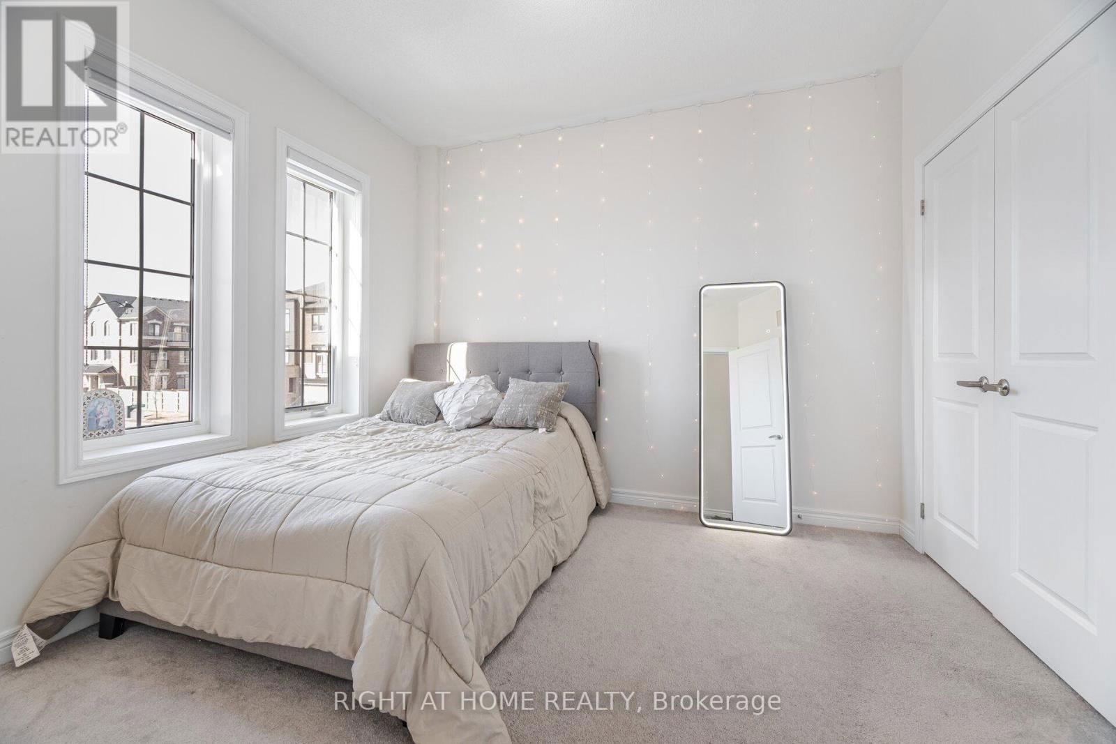 83 HILTS DRIVE Image 34