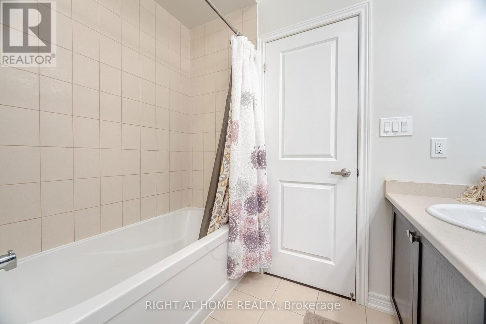 83 HILTS DRIVE Image 37