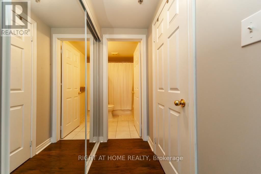 301 - 7428 MARKHAM ROAD Image 9