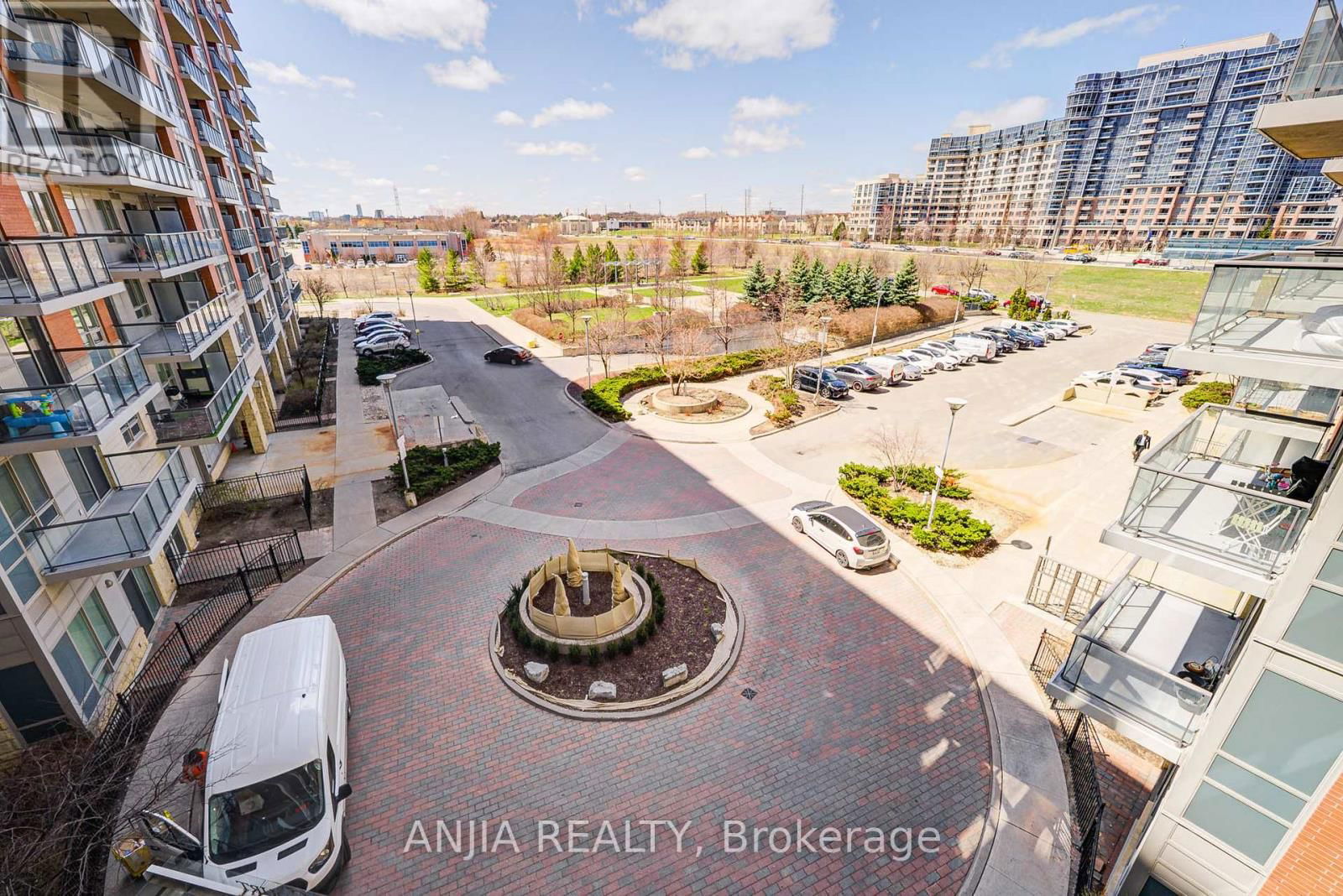520 - 60 SOUTH TOWN CENTRE BOULEVARD Image 25