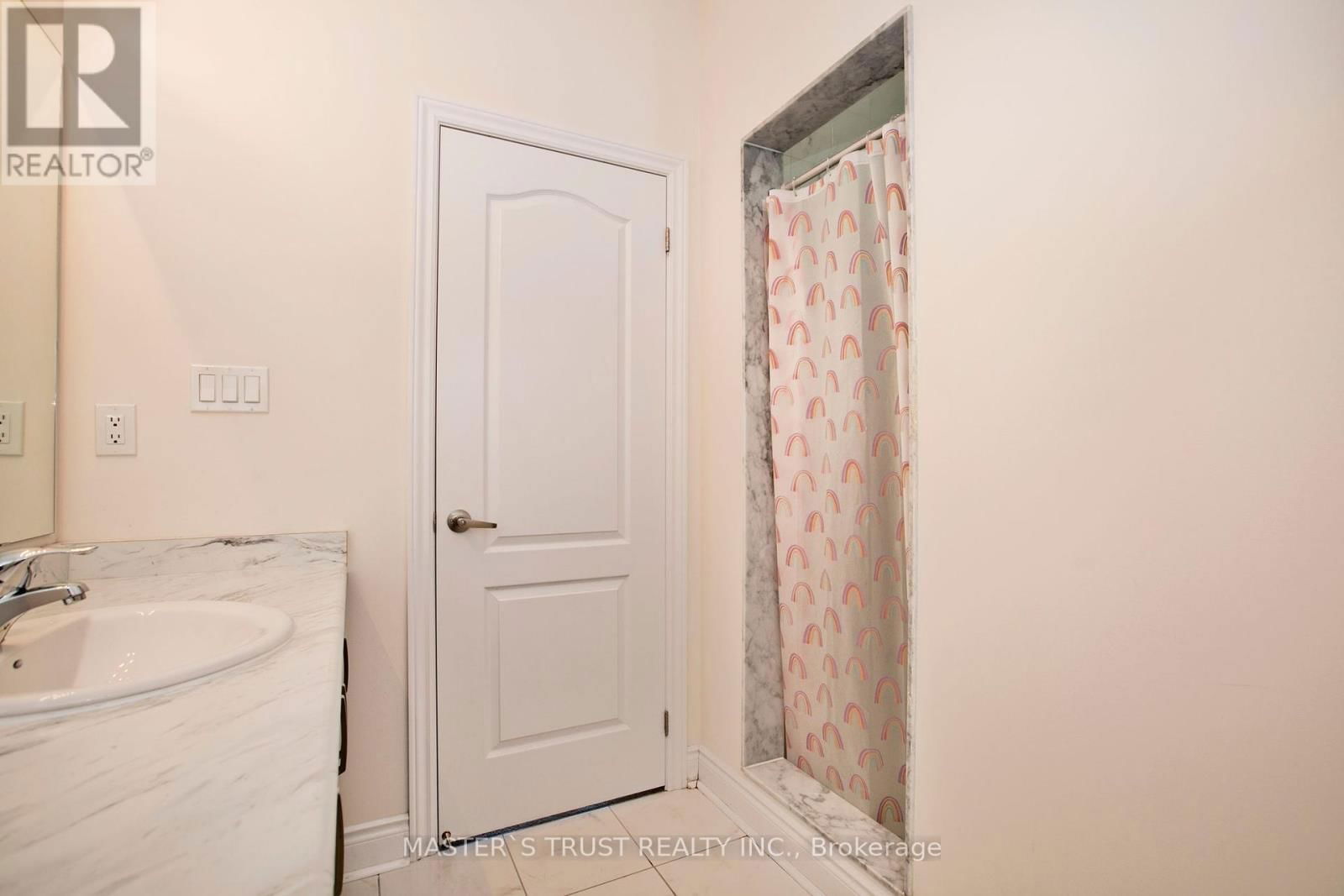 926 ERNEST COUSINS CIRCLE Image 19