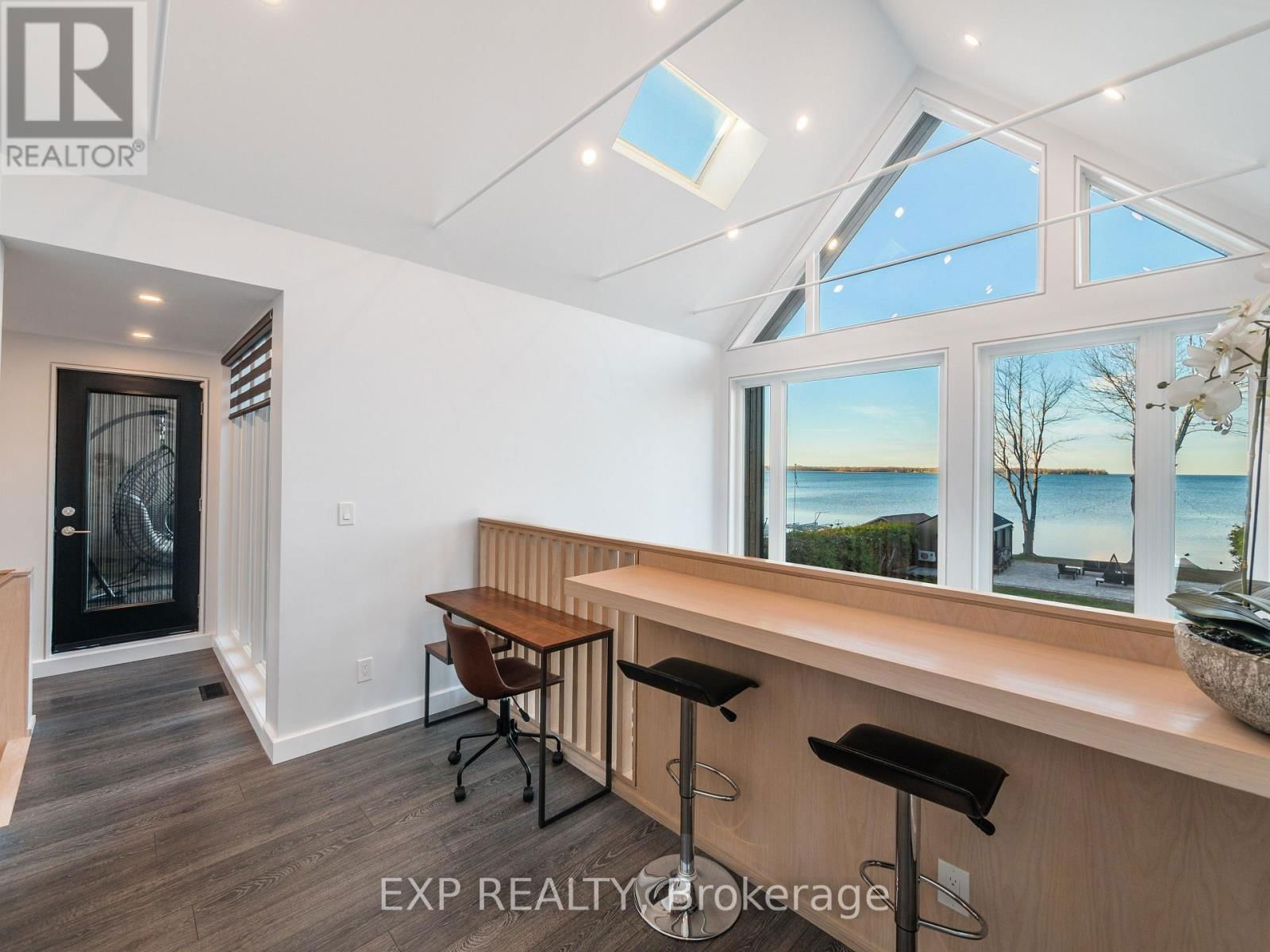 142 MOORE'S BEACH ROAD Image 15