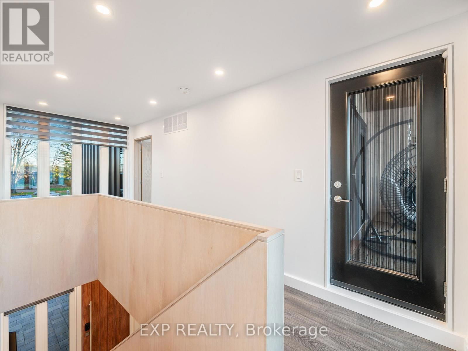 142 MOORE'S BEACH ROAD Image 18