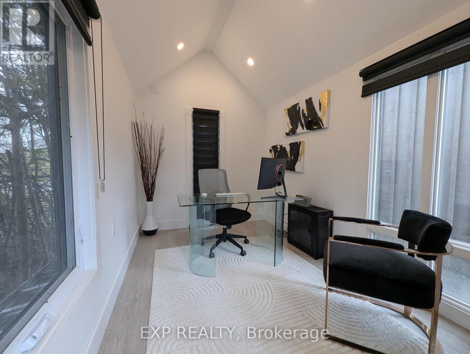 142 MOORE'S BEACH ROAD Image 29