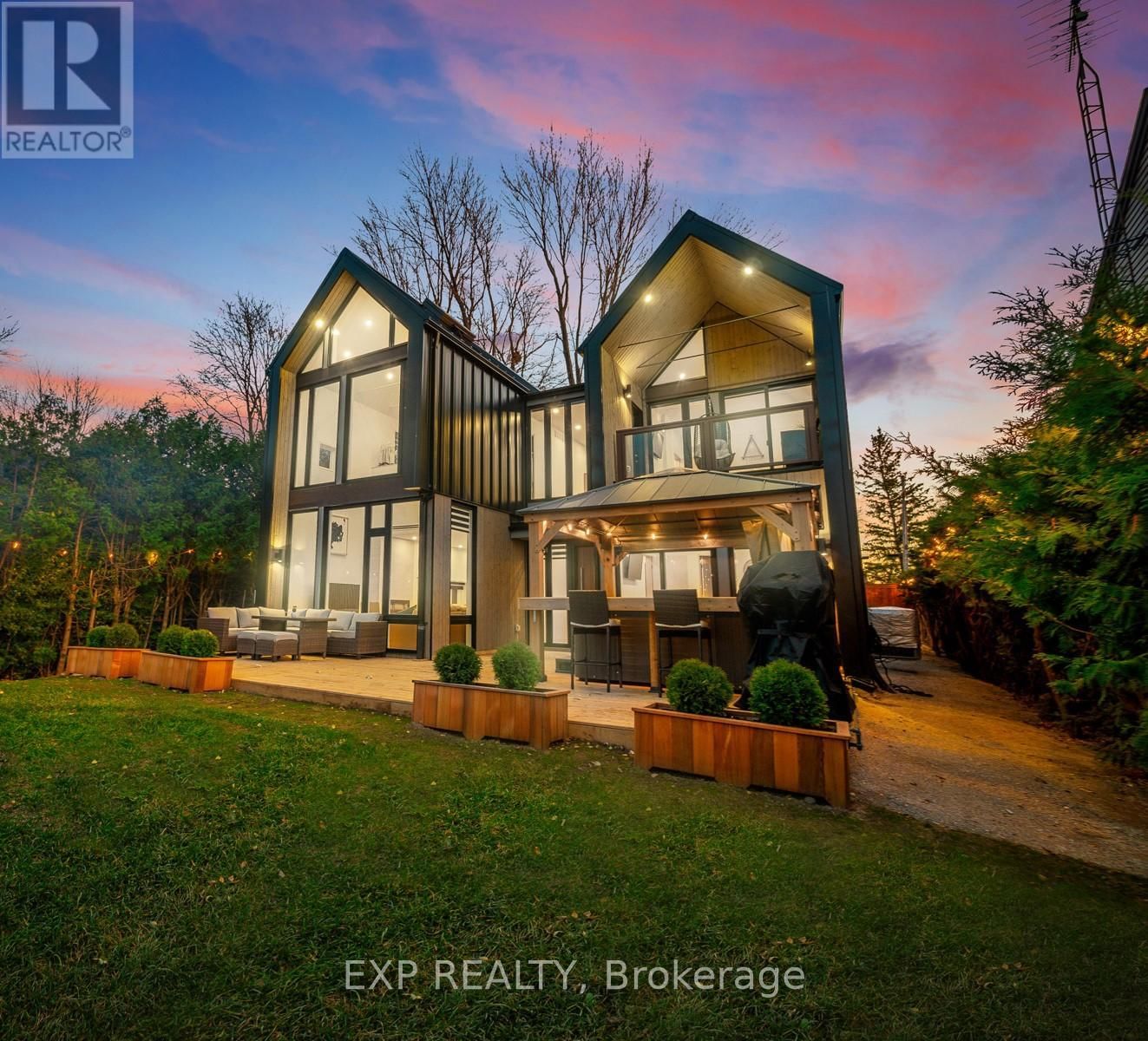 142 MOORE'S BEACH ROAD Image 30
