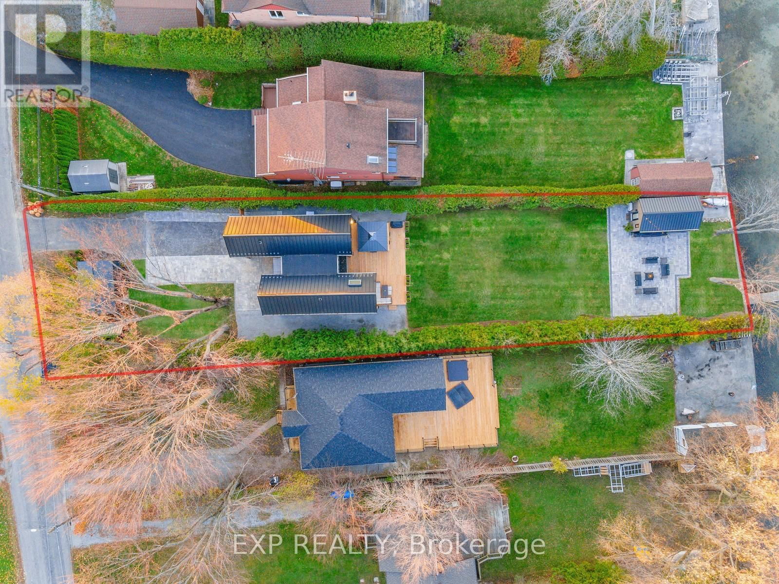 142 MOORE'S BEACH ROAD Image 31