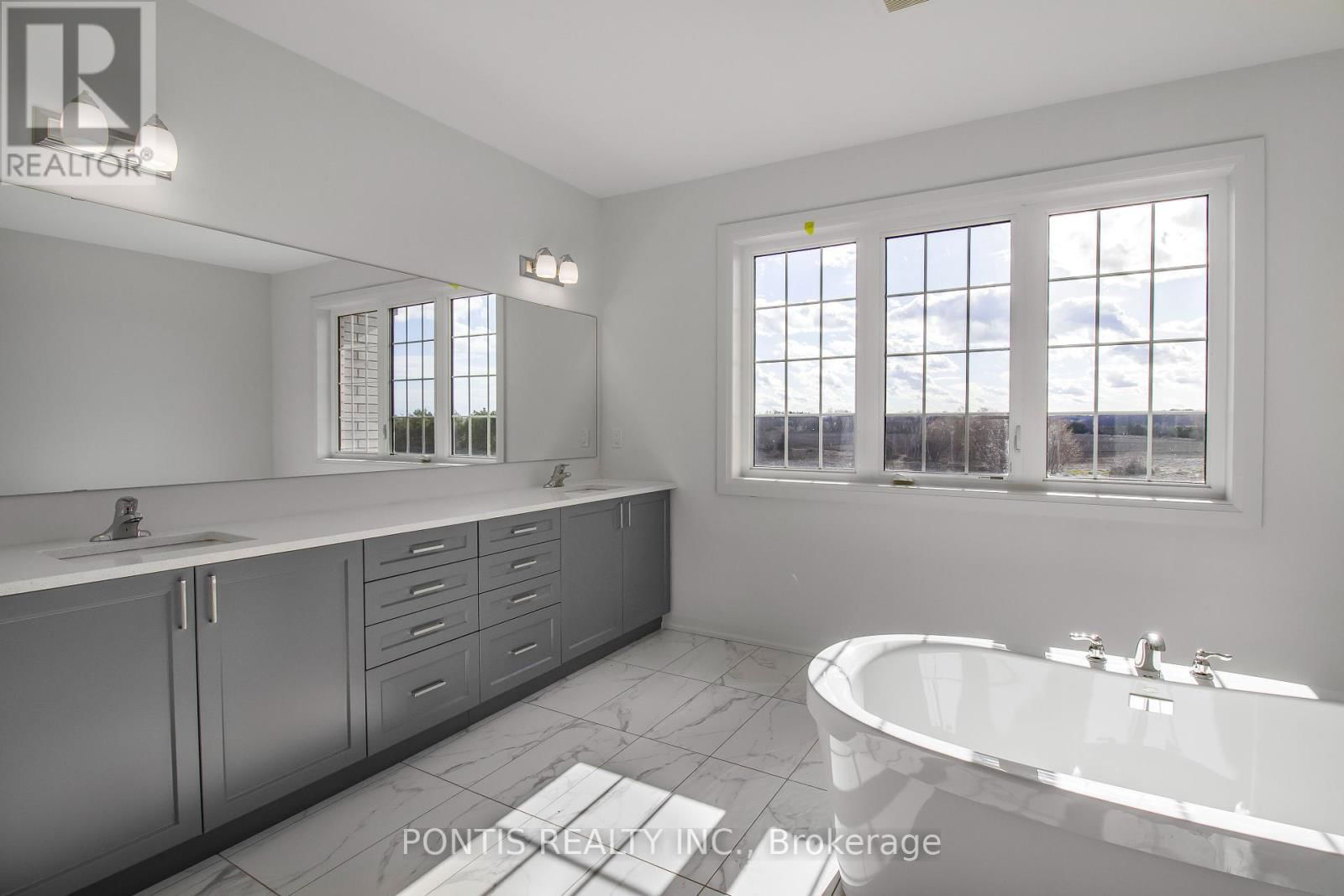 89 MARIGOLD BOULEVARD Image 16