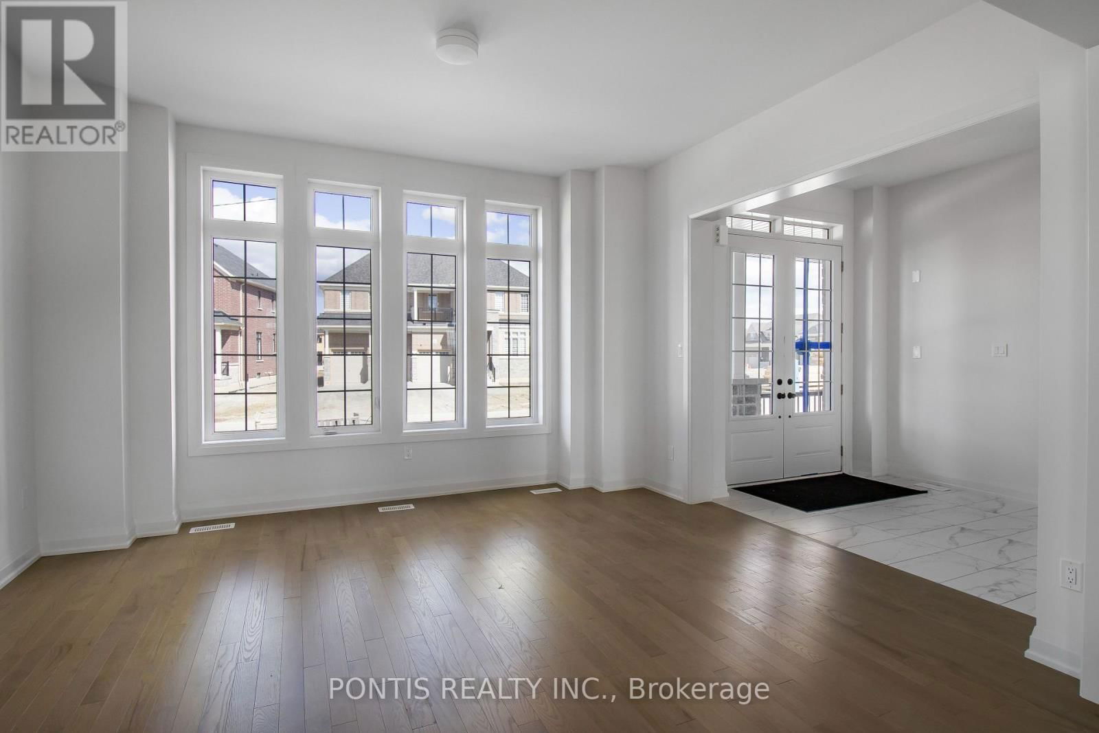 89 MARIGOLD BOULEVARD Image 4