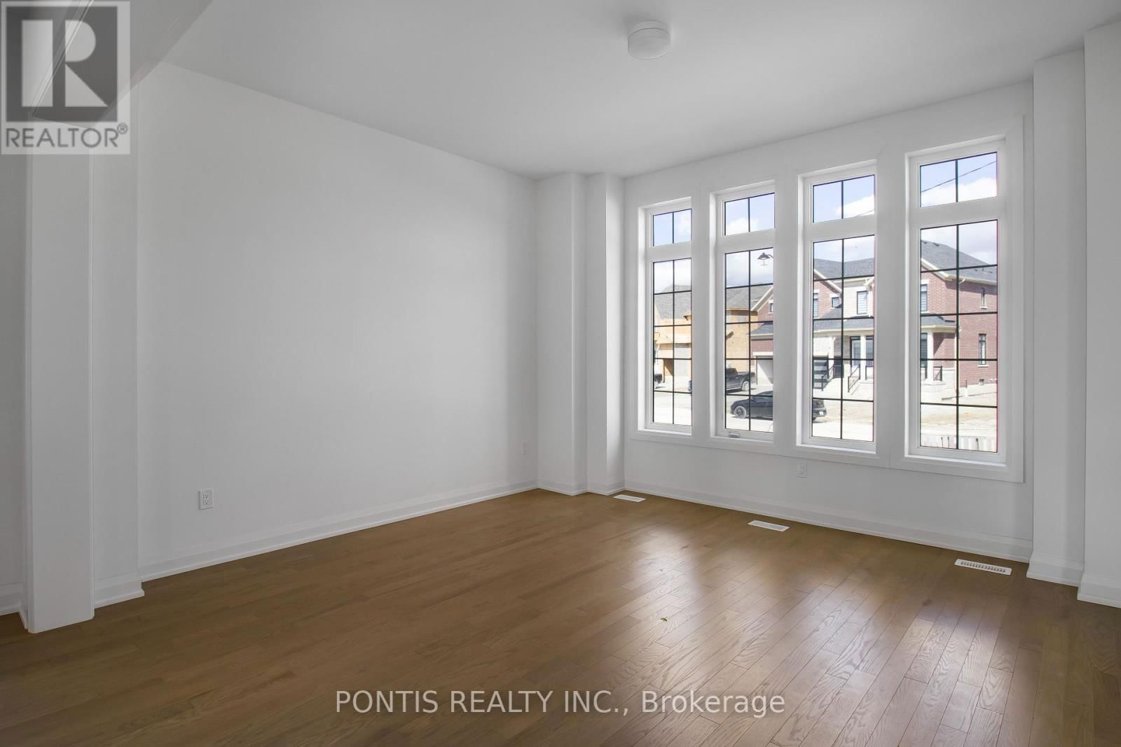 89 MARIGOLD BOULEVARD Image 5