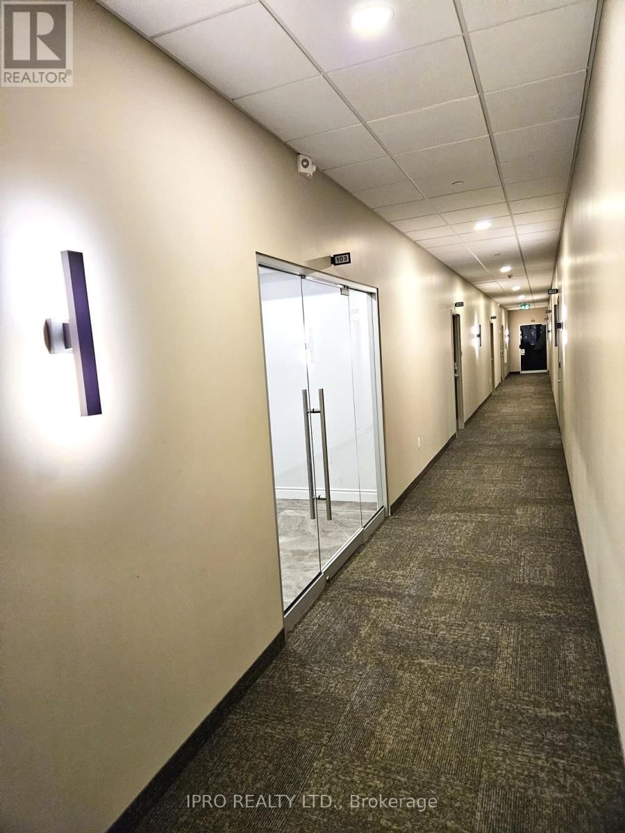 103 - 200 CACHET WOODS COURT Image 3