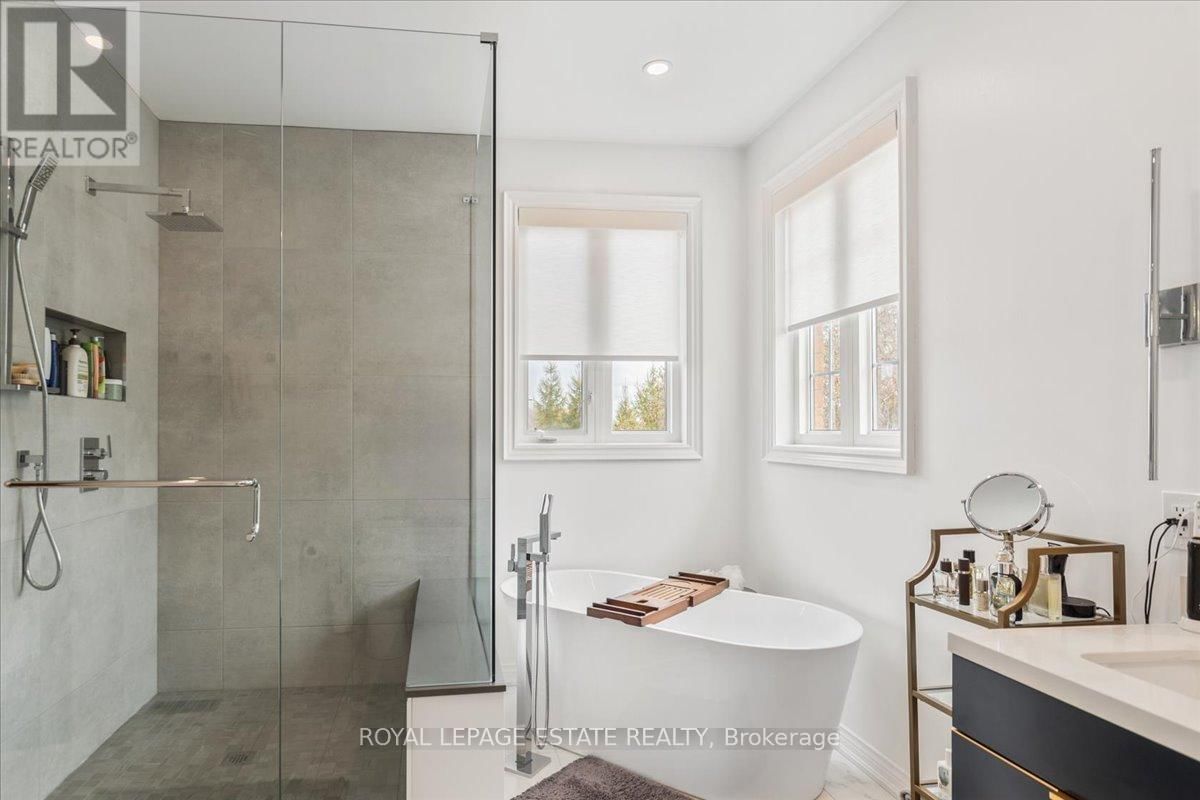 34 SELLECK DRIVE Image 21