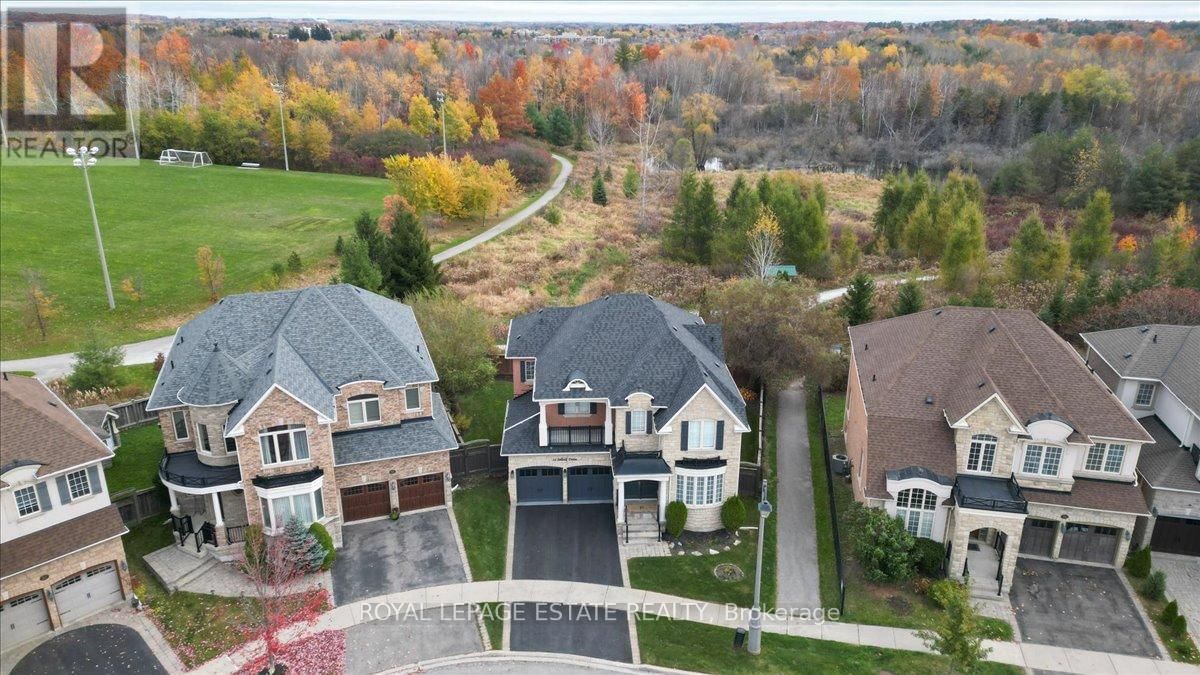 34 SELLECK DRIVE Image 35