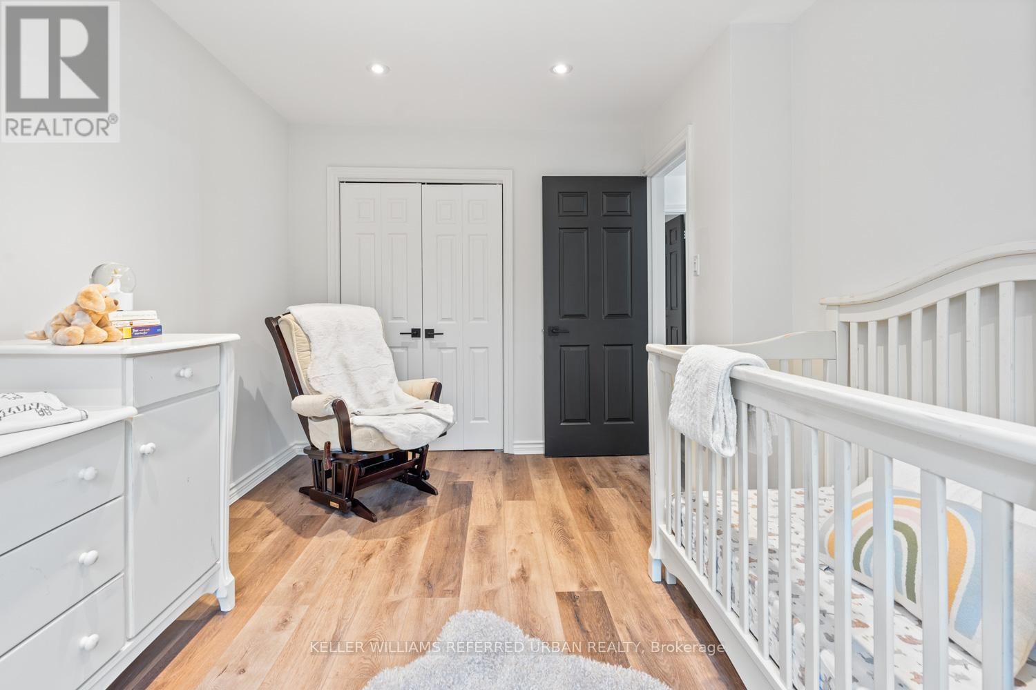 7 HOUDINI WAY Image 18