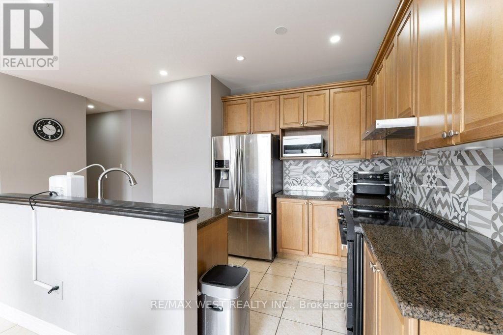 93 DAVOS ROAD Image 10