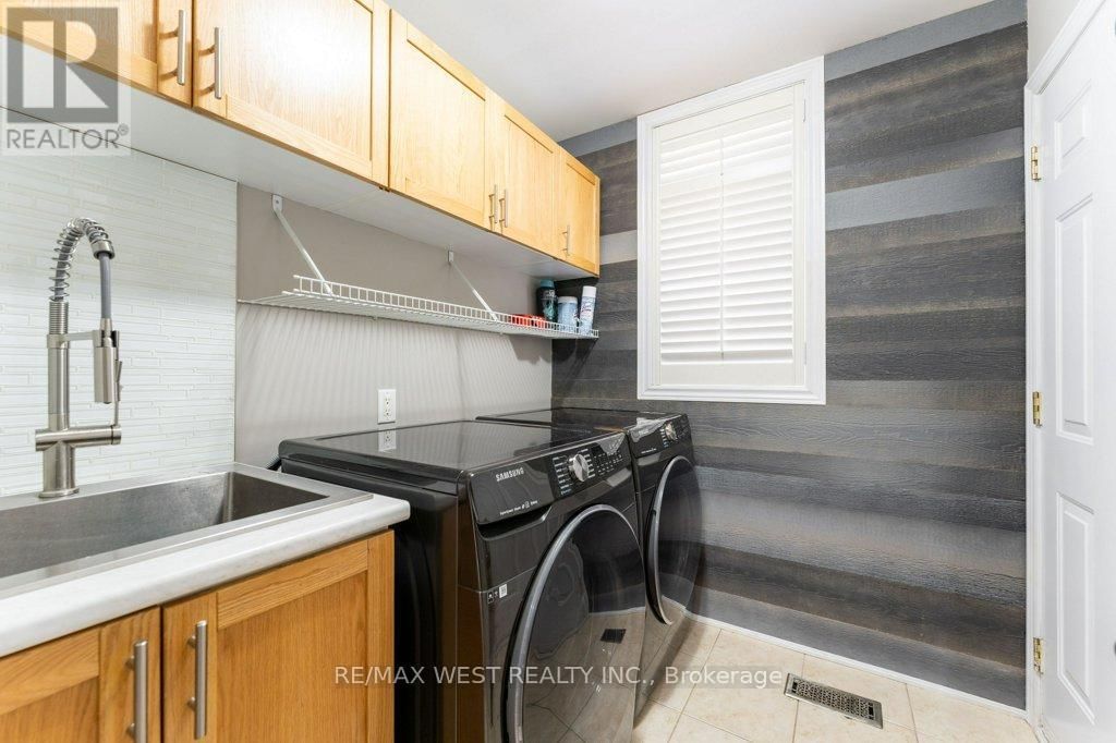 93 DAVOS ROAD Image 13