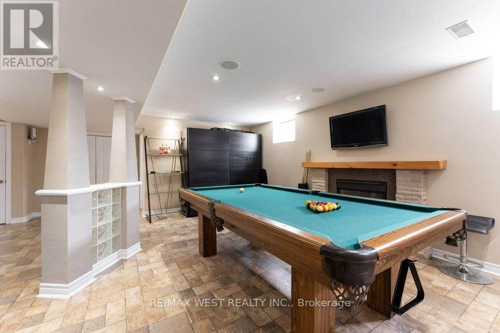 93 DAVOS ROAD Image 24