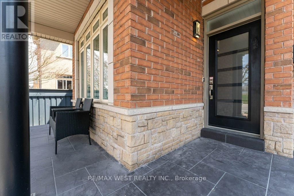 93 DAVOS ROAD Image 3