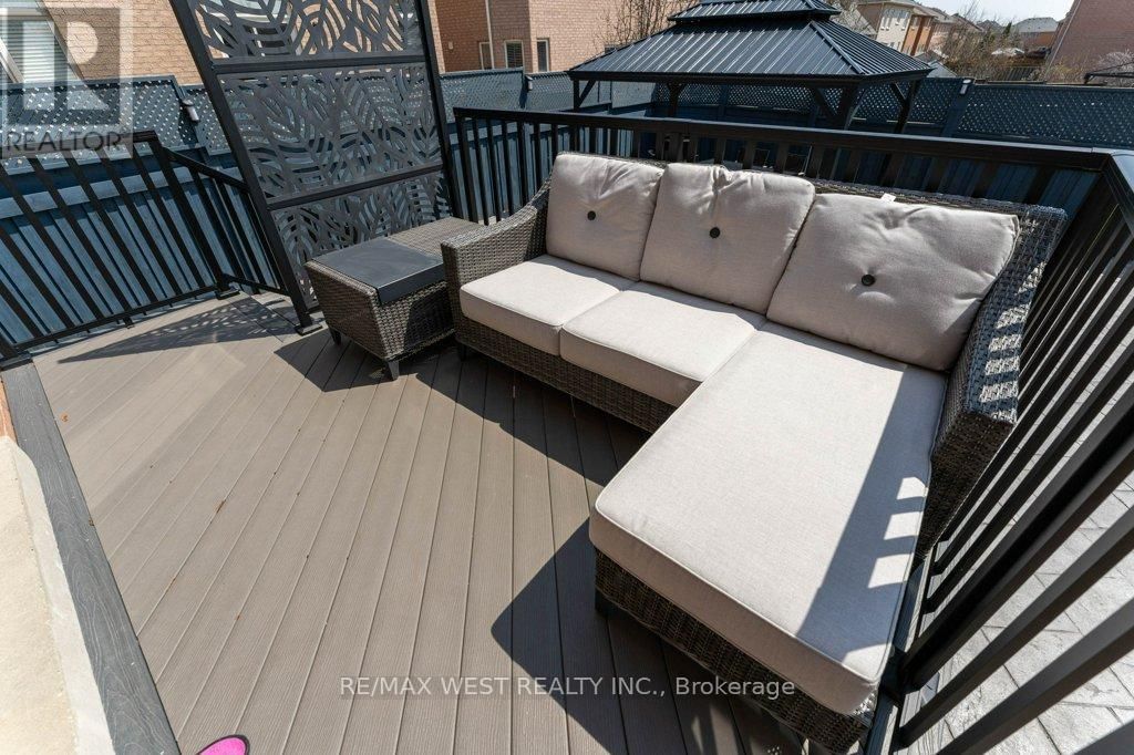93 DAVOS ROAD Image 31