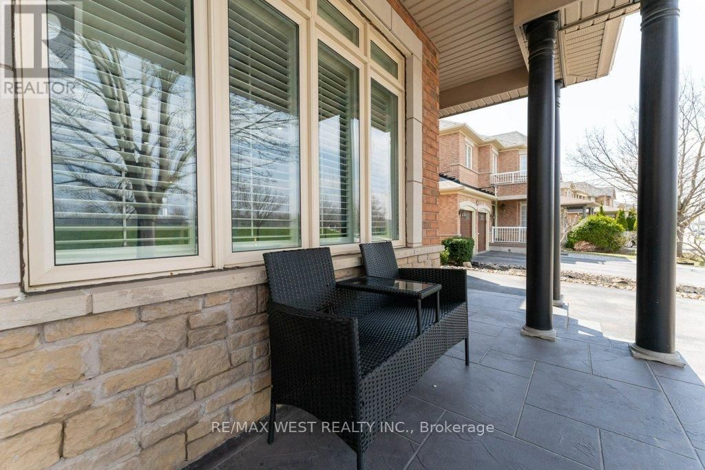 93 DAVOS ROAD Image 4
