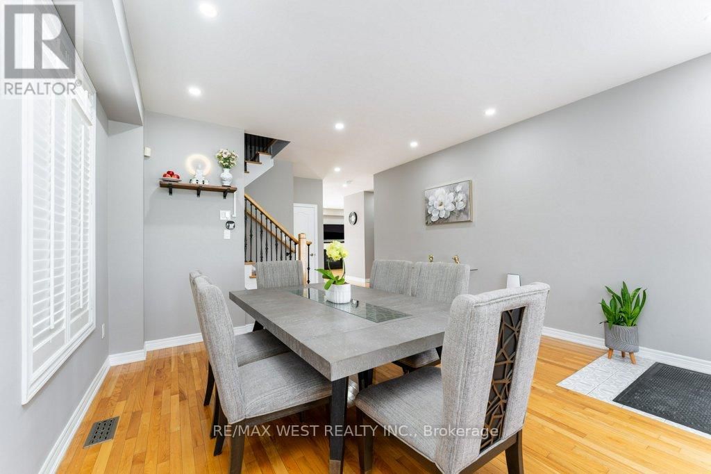 93 DAVOS ROAD Image 7