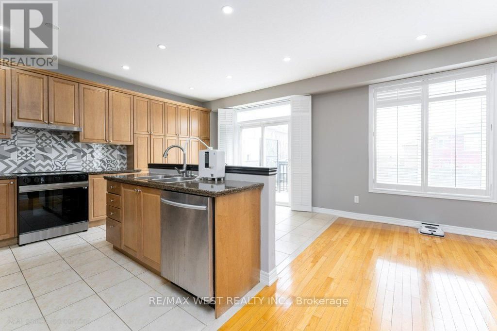 93 DAVOS ROAD Image 9