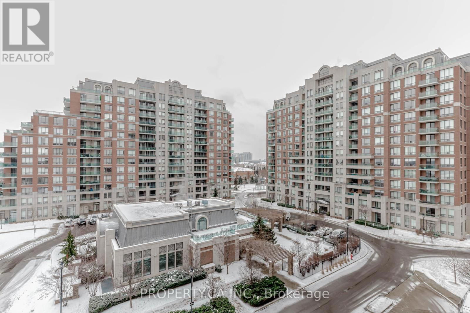 607 - 350 RED MAPLE ROAD Image 39