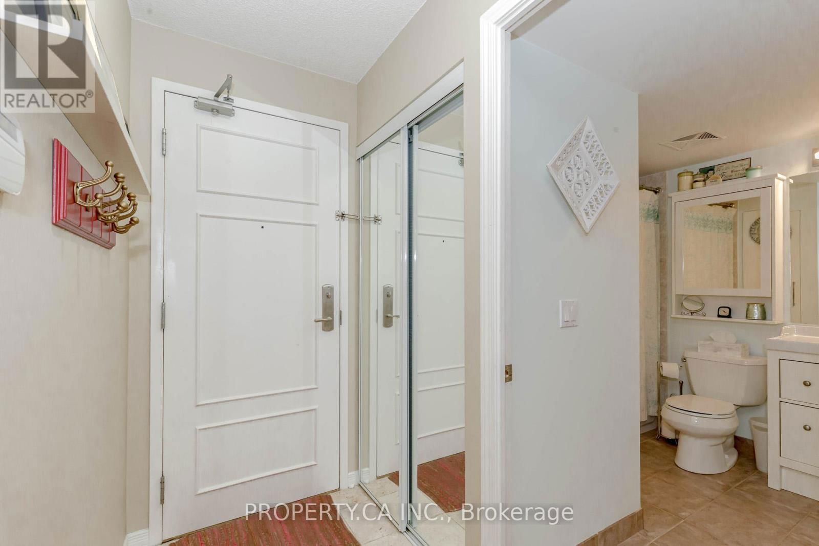 607 - 350 RED MAPLE ROAD Image 6
