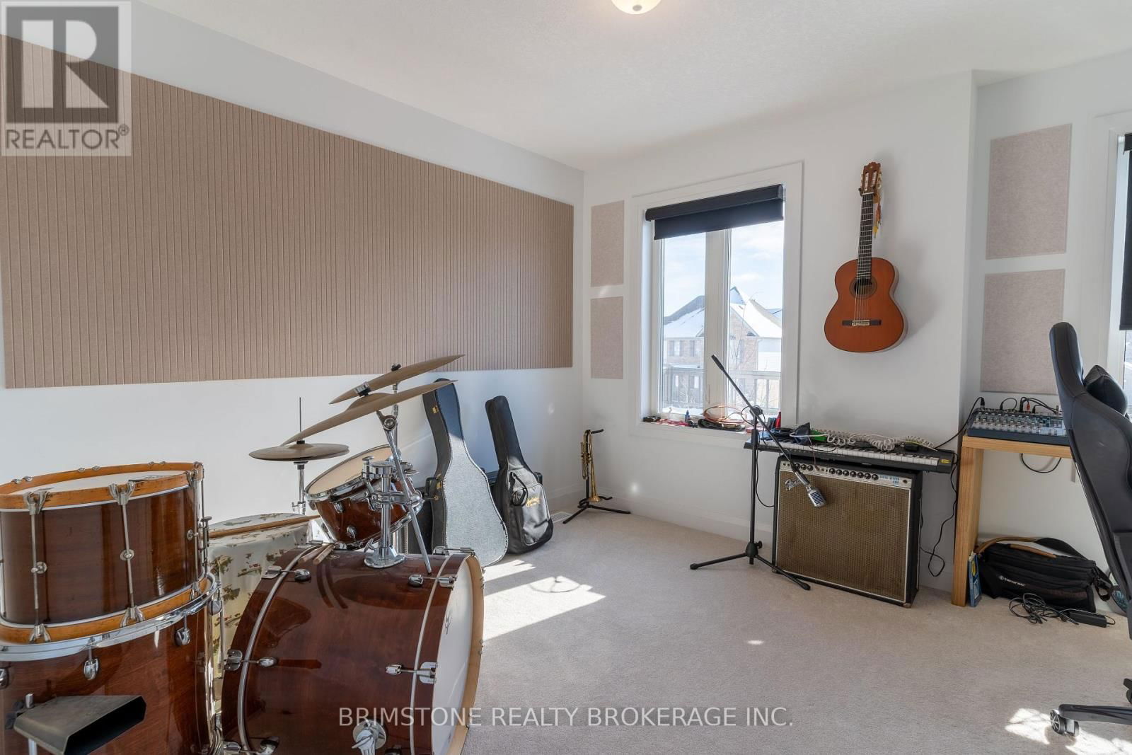 119 GRAY AVENUE Image 12