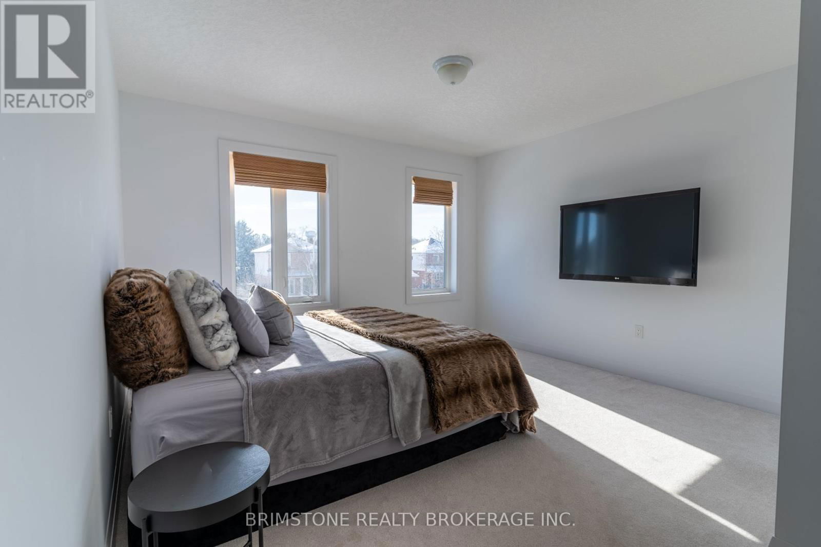 119 GRAY AVENUE Image 14
