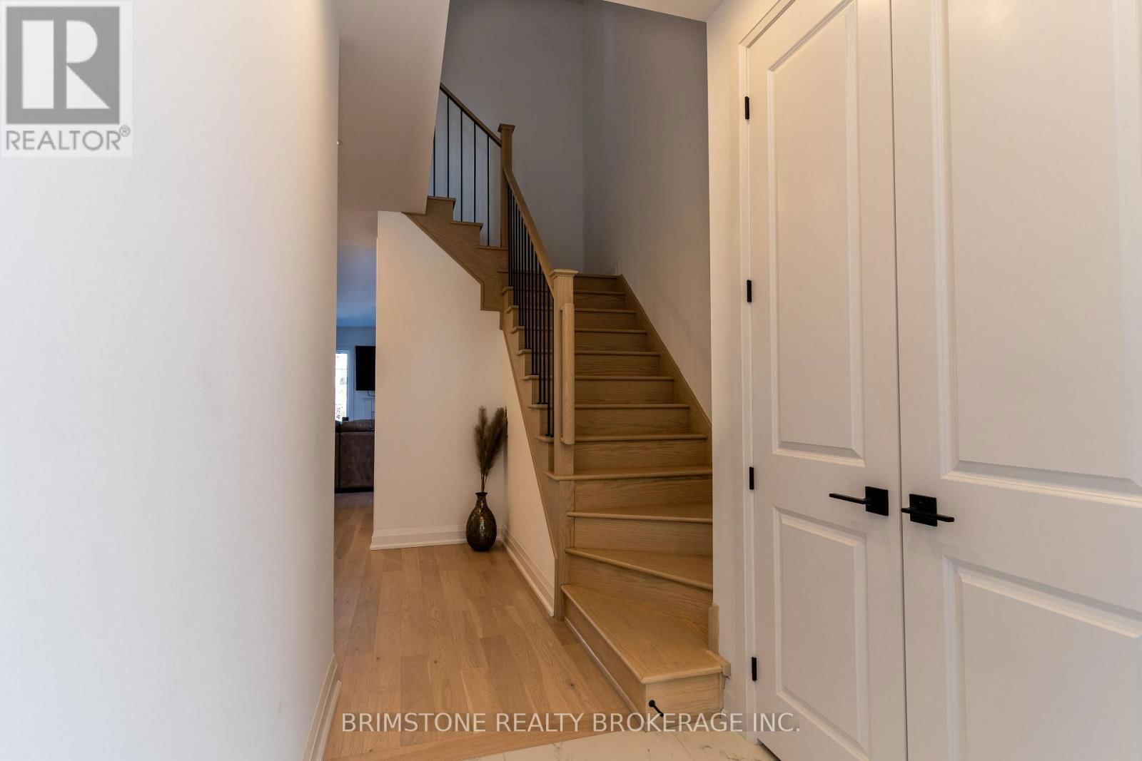 119 GRAY AVENUE Image 3