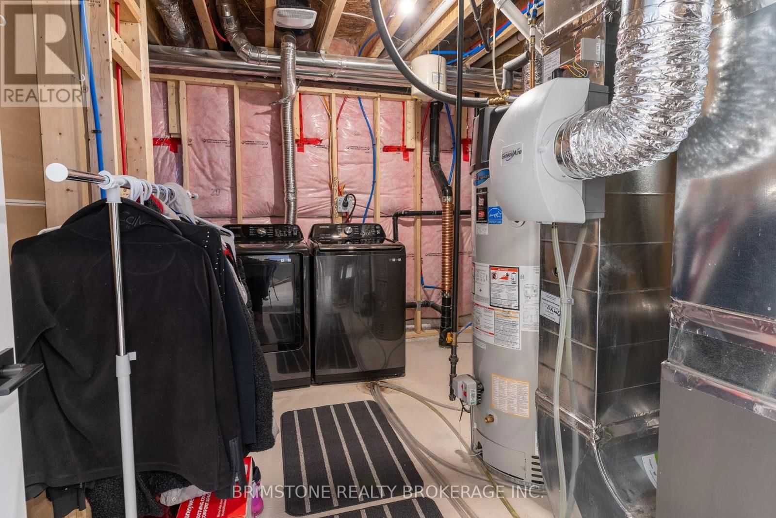119 GRAY AVENUE Image 31