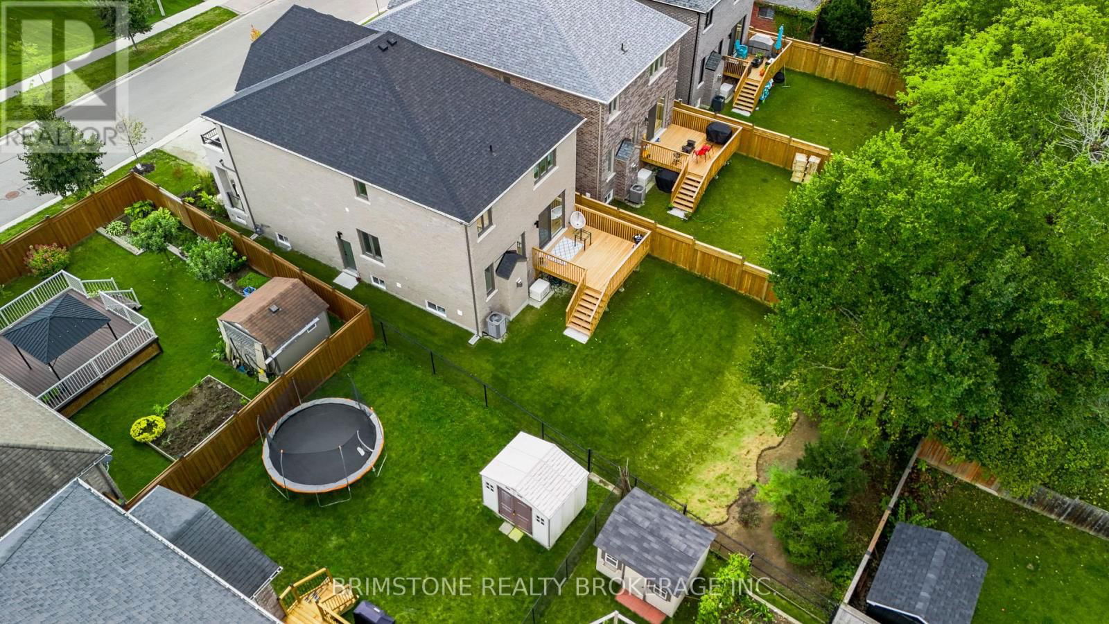 119 GRAY AVENUE Image 35