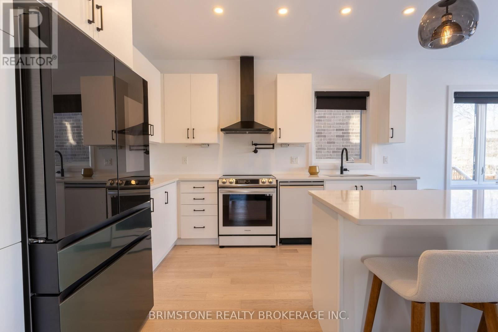119 GRAY AVENUE Image 6