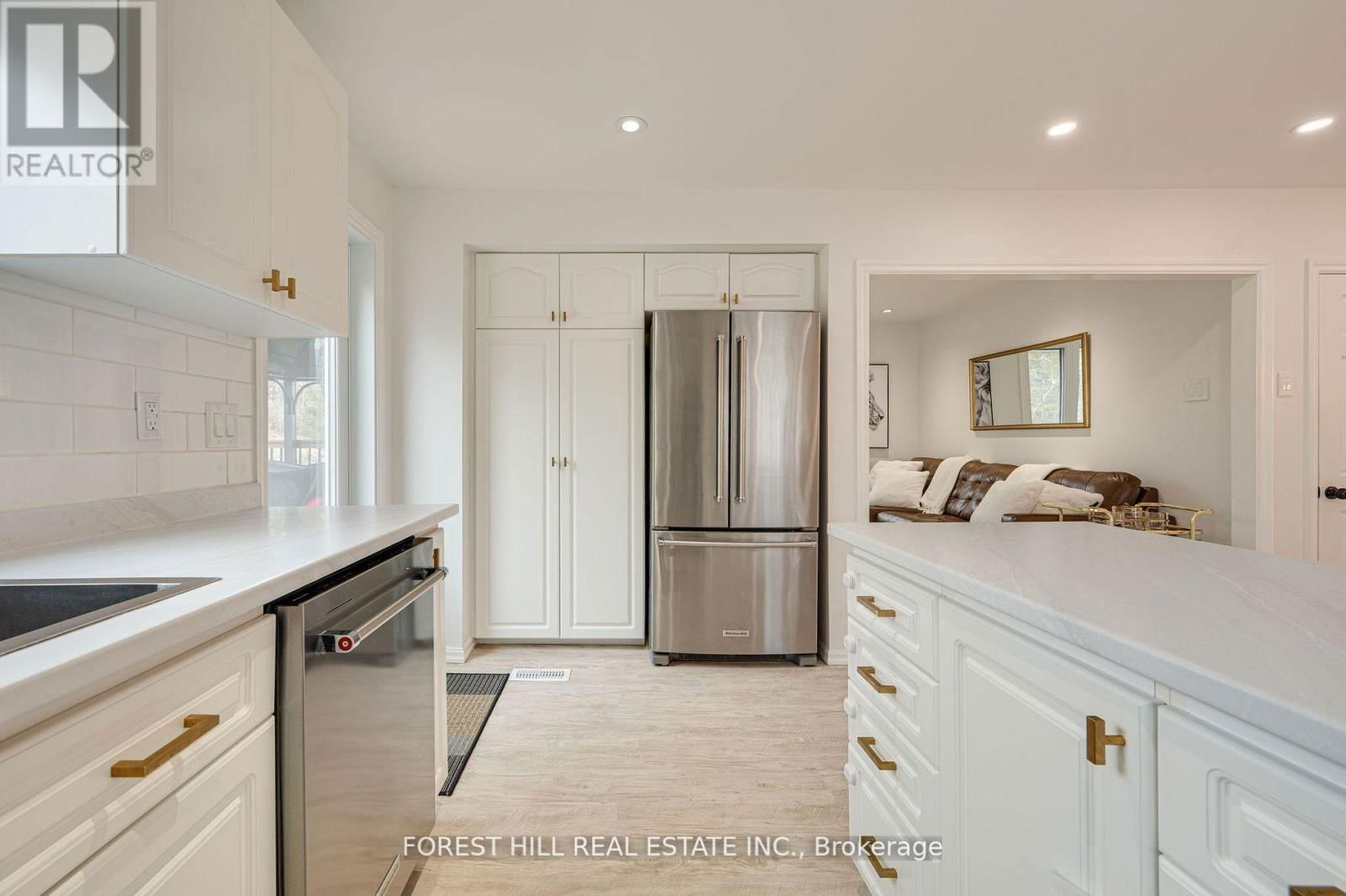 349 PENN AVENUE Image 10