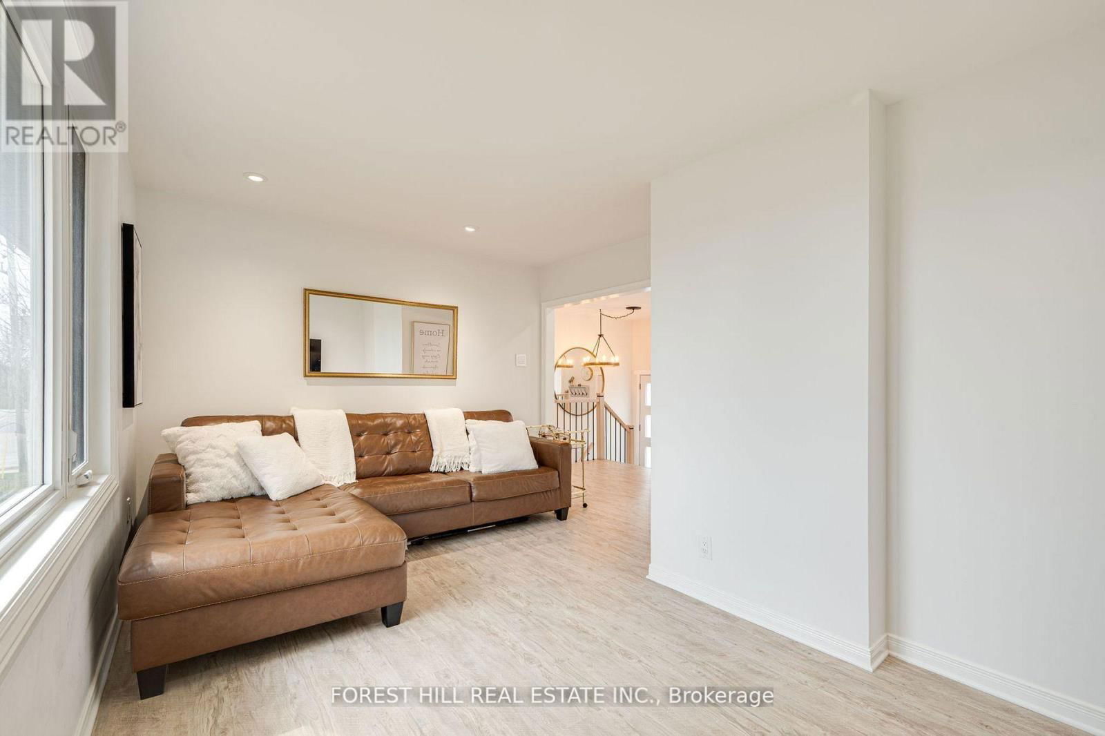 349 PENN AVENUE Image 13