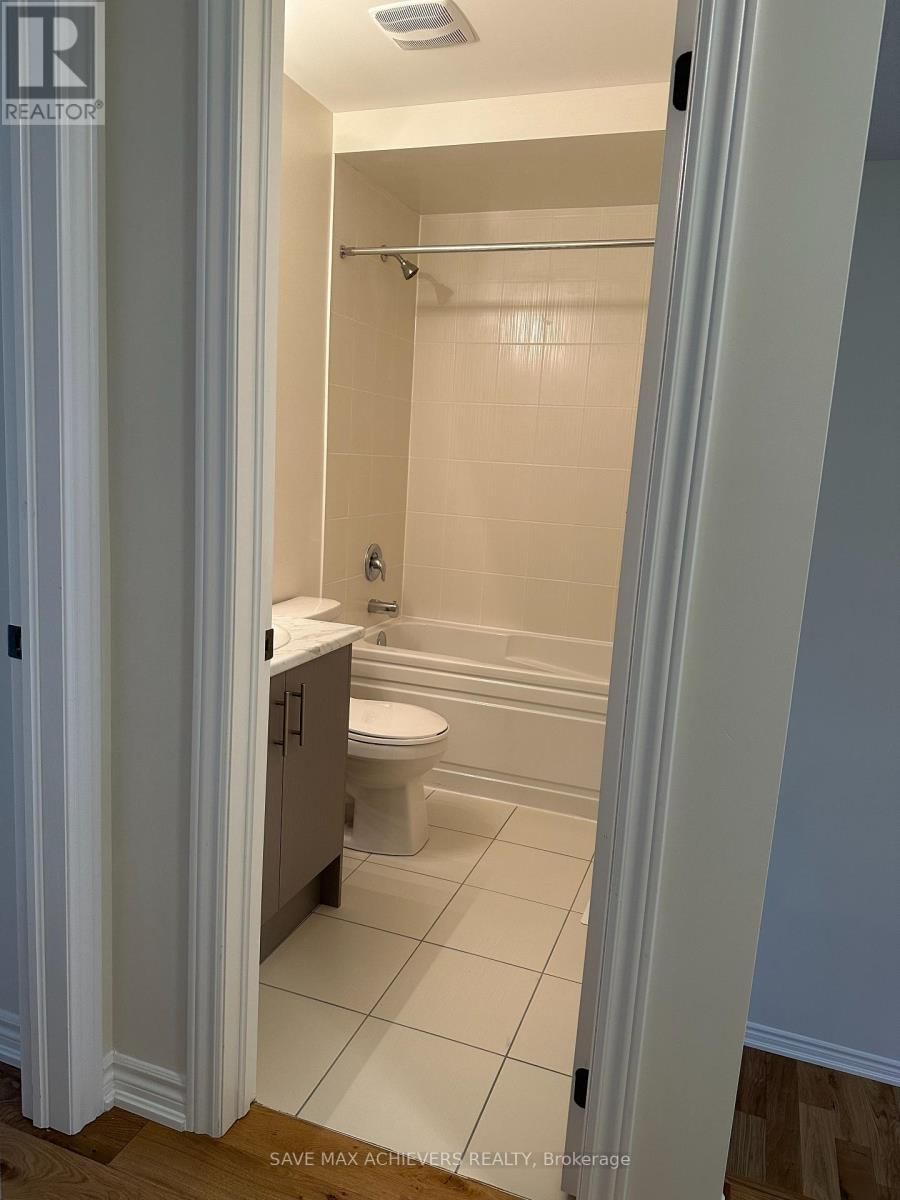 19 LAWRENCE D. PRIDHAM AVENUE Image 34