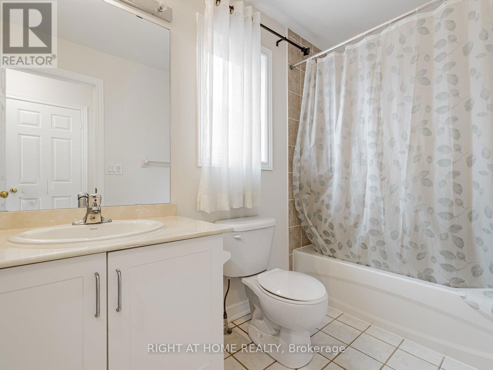 69 MORLAND CRESCENT Image 28