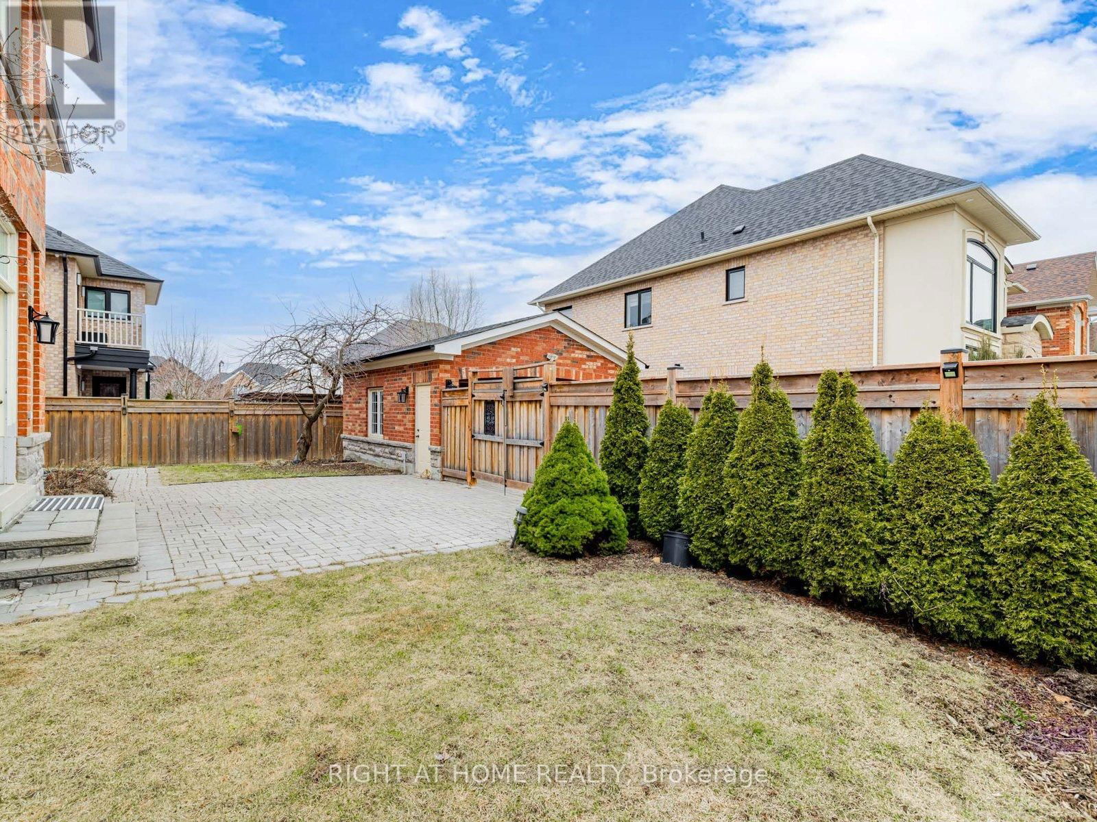 69 MORLAND CRESCENT Image 7