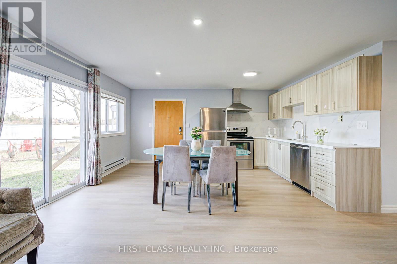 17 WILLOWBANK AVENUE Image 10