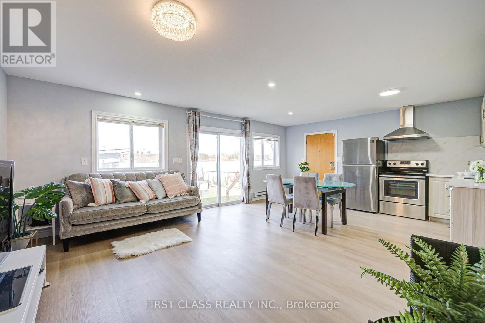 17 WILLOWBANK AVENUE Image 14